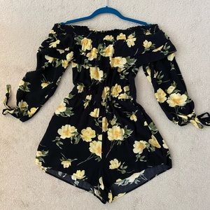 COPY - Shorts romper off shoulder